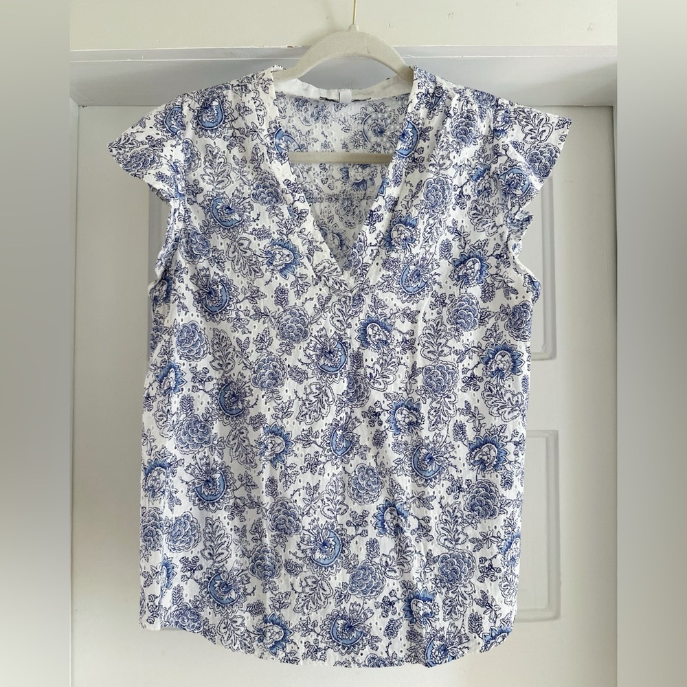 CHAUS | Blue and White Floral Blouse with